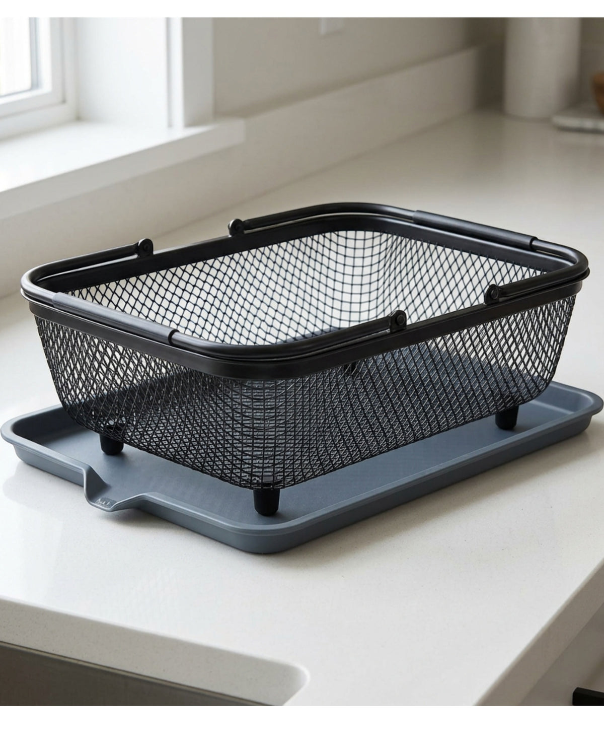 Baklu Rectangular Diamond Mesh Draining Basket with Slate Drip Tray - Lifestyle view